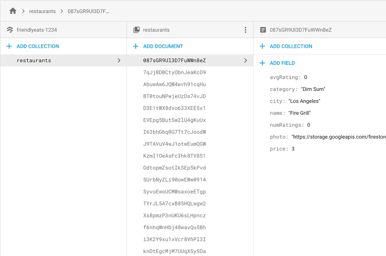 Interface Firebase : la console Firestore, collections et documents d'une base en situation